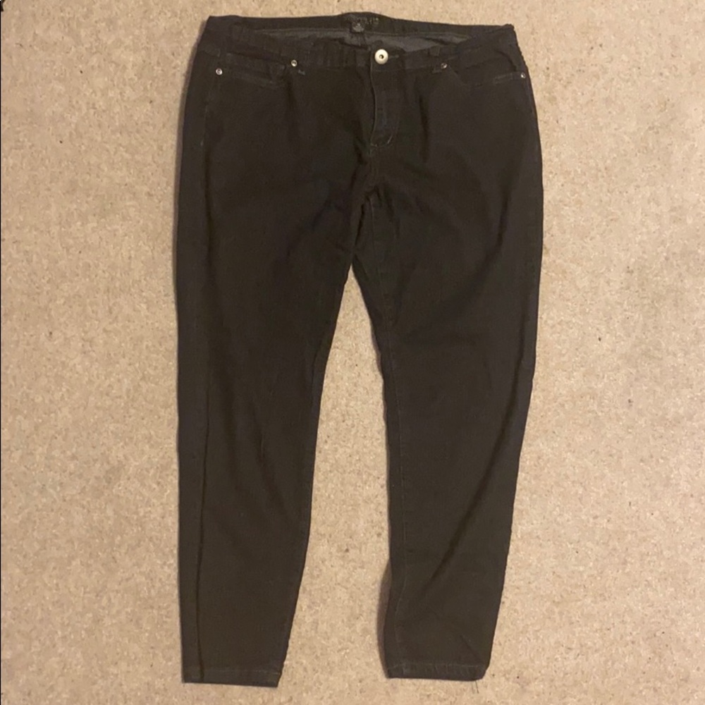 Black denim skinny jeans NEVER WORN